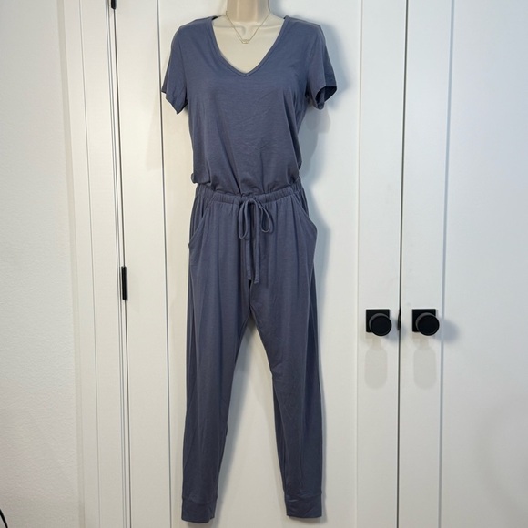 Tommy John Loungewear Jumpsuit Short Sleeve Jogger Folkstone Gray Blue Small - Picture 2 of 7